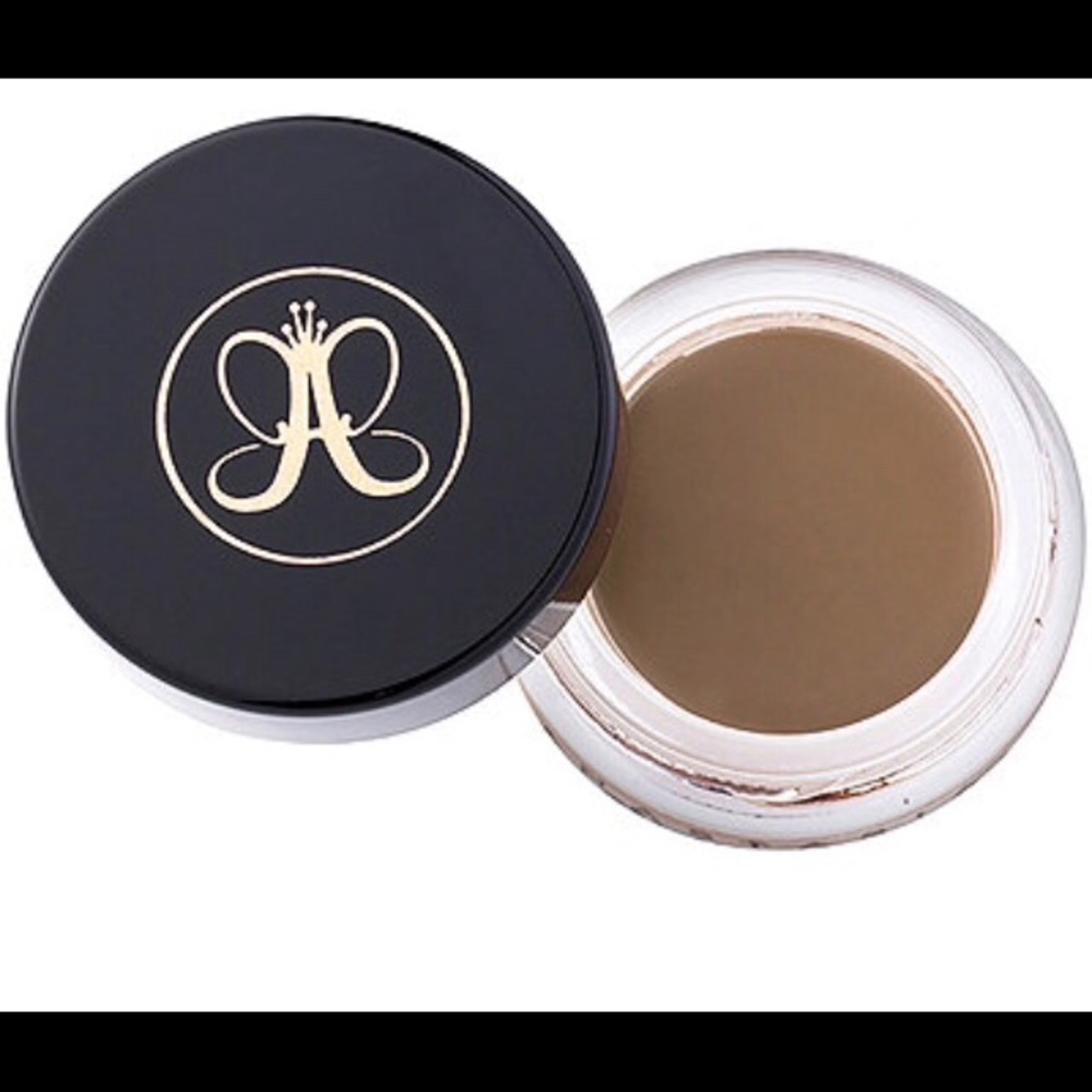 Anastasia of Beverly Hills dip brow